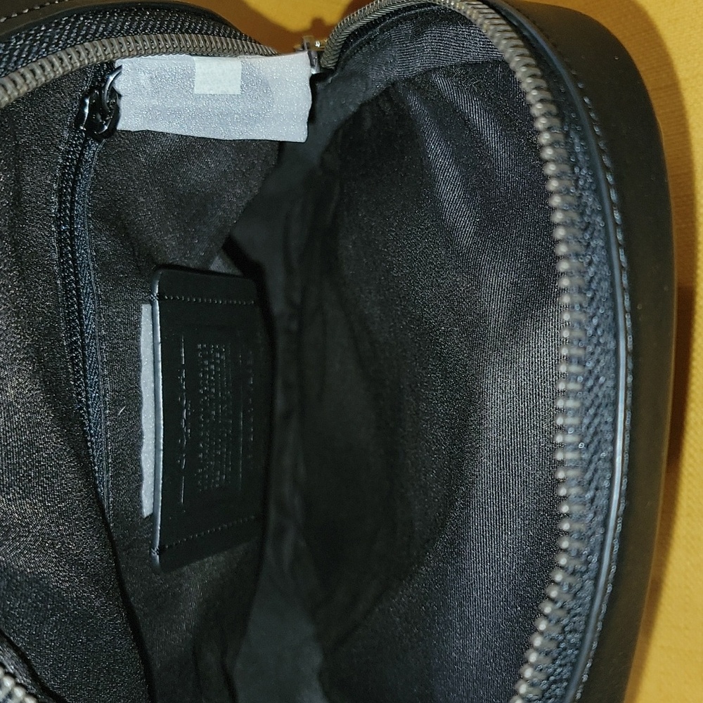 Coach messenger - Picture 3 of 4